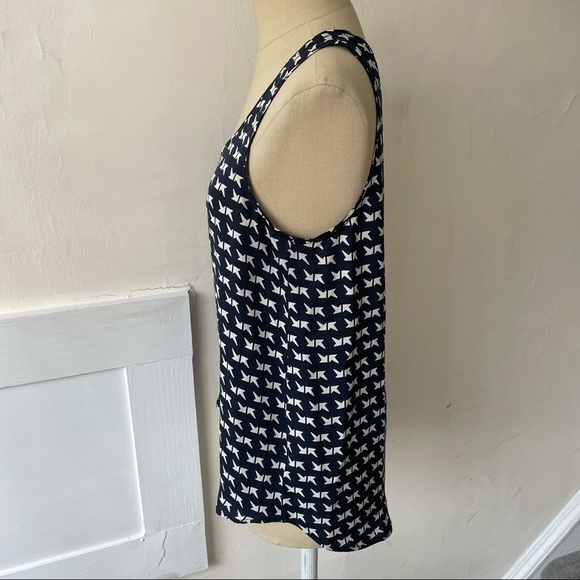 Theory Blue Silk Arrow Print Isaac Tank Top EUC Size Medium E0202545 - Picture 4 of 12